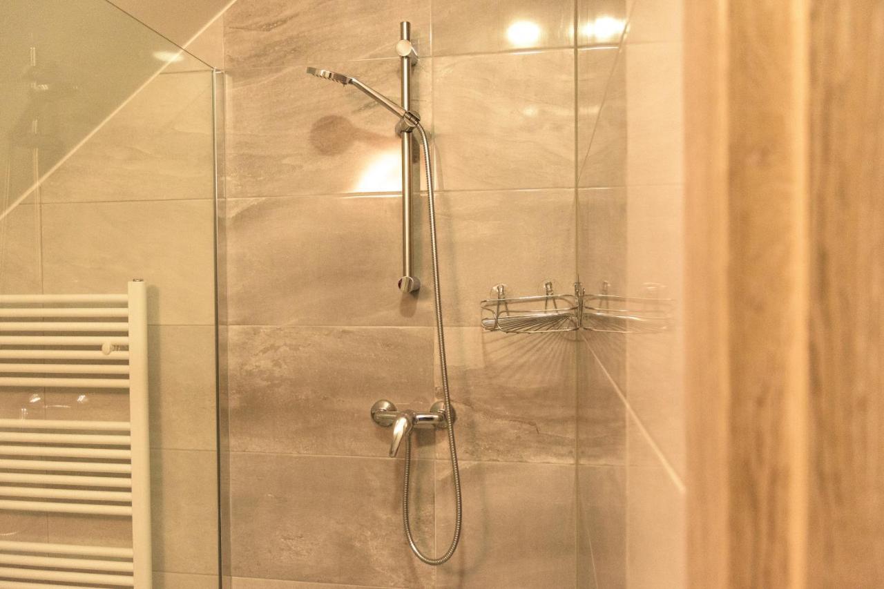 Apartmani Marijamagdalena Gračac 外观 照片