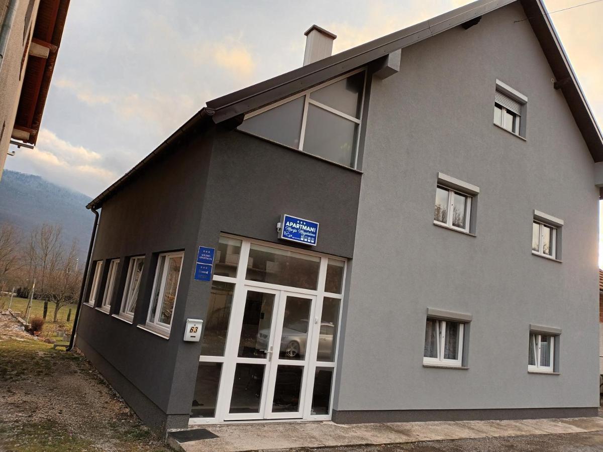 Apartmani Marijamagdalena Gračac 外观 照片