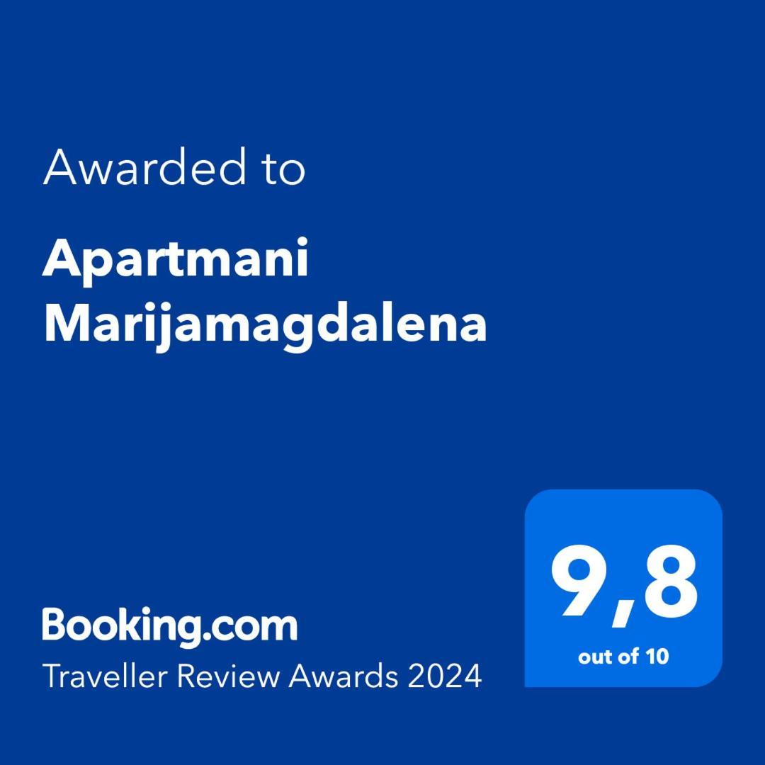 Apartmani Marijamagdalena Gračac 外观 照片